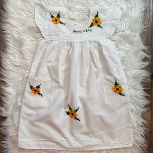 Handmade Honduras Girls 6/7 Embroidered Floral Dress White Flutter Sleeve